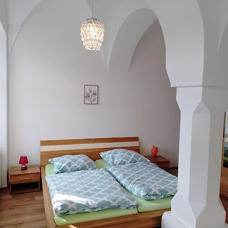 Ferienwohnung Im Rittergut Plohn 300 Meter Zum Freizeitpark Lengenfeld  Dış mekan fotoğraf